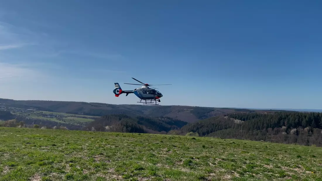 POL-PDTR: Vermeintlicher Flugzeugabsturz löst Polizeieinsatz aus - Bild: presseportal.de