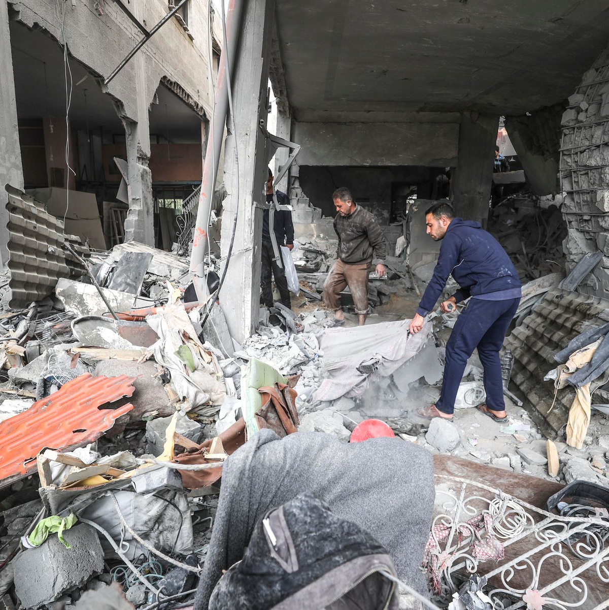 Hunderttausende Palästinenser in Gaza werden nach UN-Angaben in immer kleinere Gebiete gedrängt. (Archivbild) - Foto: Omar Ashtawy/APA Images via ZUMA Press Wire/dpa