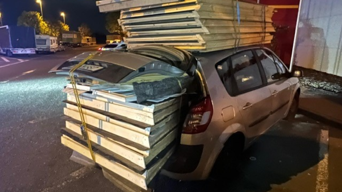 POL-WI: Überladener PKW, BAB 3, zwischen den Anschlussstellen Idstein und Niedernhausen, Samstag, 12.04.2025, 23:50 Uhr - Foto: presseportal.de