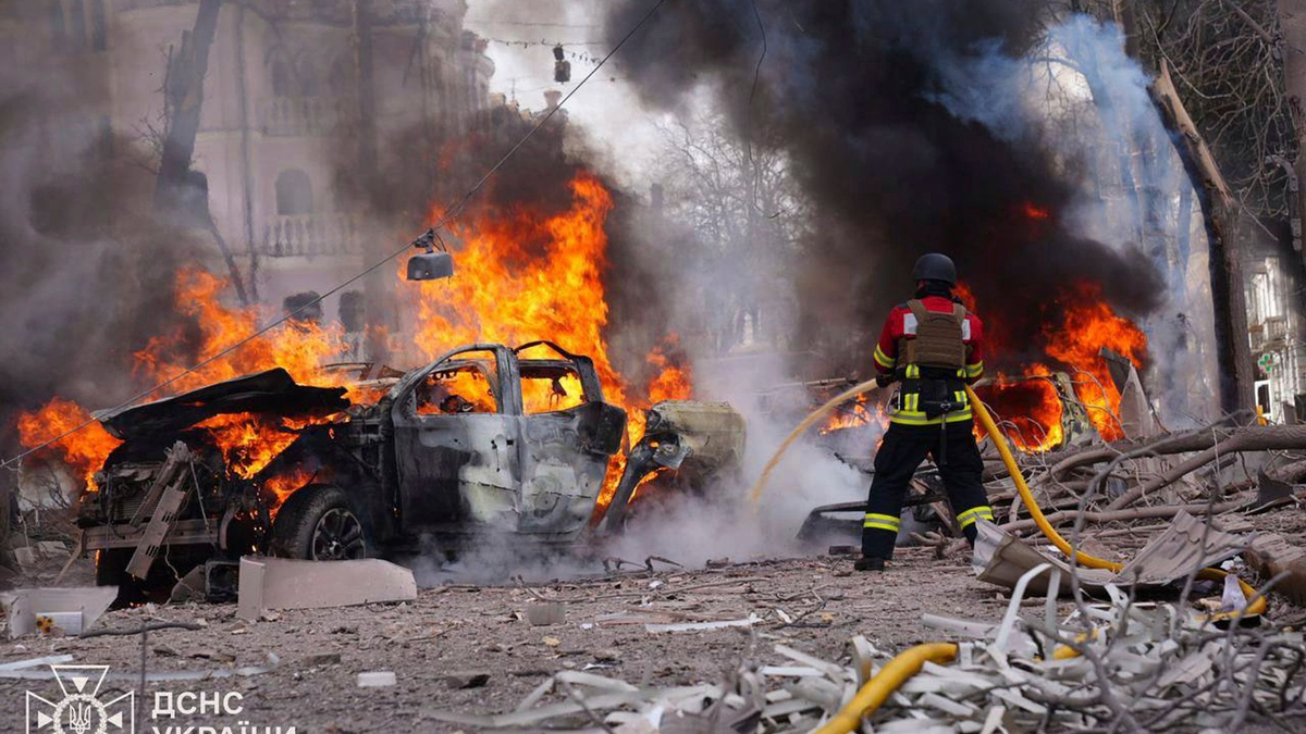 Die Ukraine und westliche Verbündete machen Druck für eine Waffenruhe. (Archivbild) - Foto: Uncredited/Ukrainian Emergency Service via AP/dpa