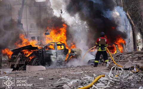Die Ukraine und westliche Verbündete machen Druck für eine Waffenruhe. (Archivbild) - Foto: Uncredited/Ukrainian Emergency Service via AP/dpa