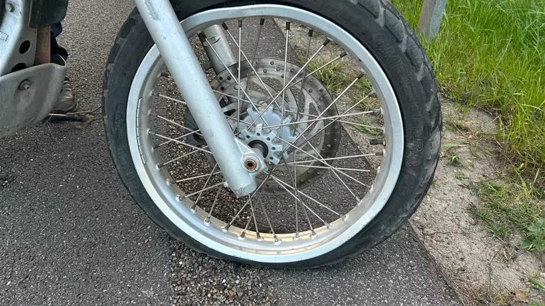 POL-PDLD: Kradfahrer ohne Führerschein gestürzt - Bild: presseportal.de