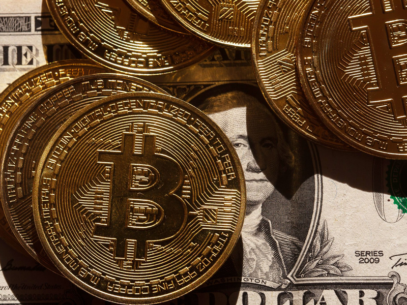 Älteste Kryptowährung: das Digitalgeld Bitcoin. - Foto: Fernando Gutierrez-Juarez/dpa