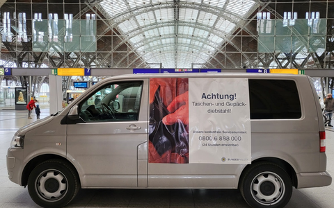 BPOLI L: ACHTUNG! Sie sind wieder unterwegs Taschendiebe der Bundespolizei auf Ostertour durch Mitteldeutschland - Foto: presseportal.de BPOLI L: ACHTUNG! Sie sind wieder unterwegs Taschendiebe der Bundespolizei auf Ostertour durch Mitteldeutschland - Foto: presseportal.de