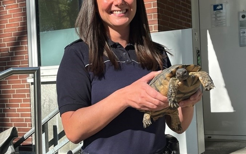 POL-BO: Tierischer Quereinsteiger: Der nimmersatte Schiggi verstärkt die Wache Ost - Foto: presseportal.de