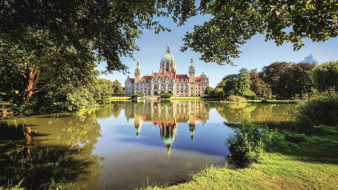 Neues Duo für Stadtnatur-Fans: Broschüre Der Grüne Faden und Garten-Entdeckertour im Programm - Bild: presseportal.de