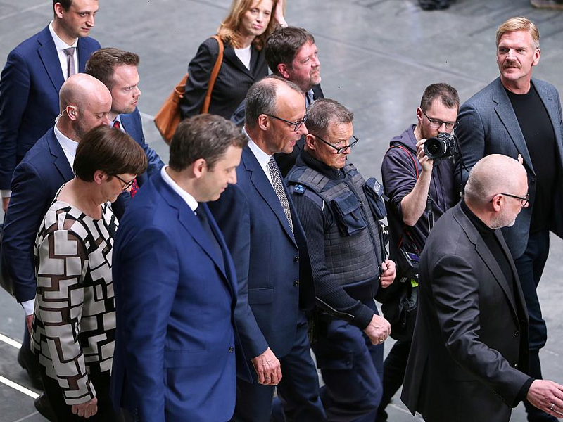 Esken, Klingbeil, Merz (Archiv) - Foto: über dts Nachrichtenagentur