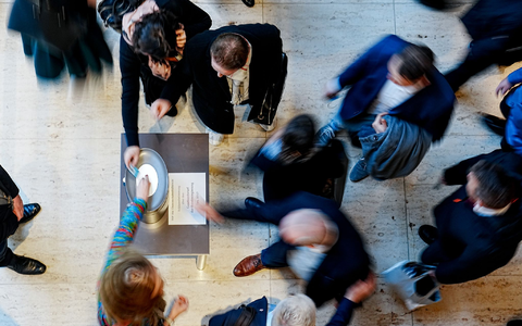 Am 2. Dezember 2022 stimmten die Abgeordneten im Bundestag über das Chancen-Aufenthaltsrecht ab. (Archivbild) - Foto: Kay Nietfeld/dpa