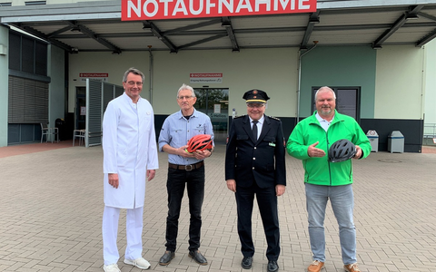 POL-NI: Fahren ohne Helm: Immer mehr lebensgefährliche Unfälle bei Fahrrad, E-Bike und E-Scooter - Foto: presseportal.de