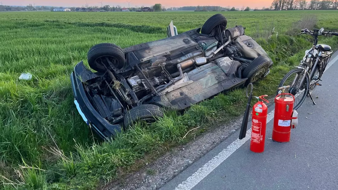 POL-HAM: Verkehrsunfall auf der Wambelner Straße - drei Leichtverletzte - Bild: presseportal.de