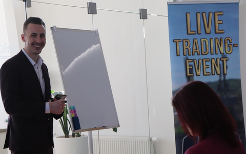 Leitfaden für einen erfolgreichen Einstieg ins Trading: Thomas Wabnig launcht Buch „Erfolgreich traden mit System“ - Foto: presseportal.de