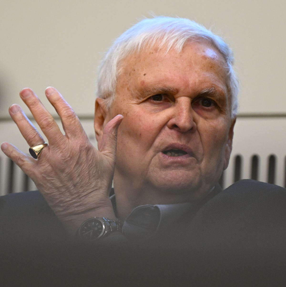 Kritisiert die FIFA scharf: Theo Zwanziger. - Foto: Arne Dedert/dpa/POOL/dpa