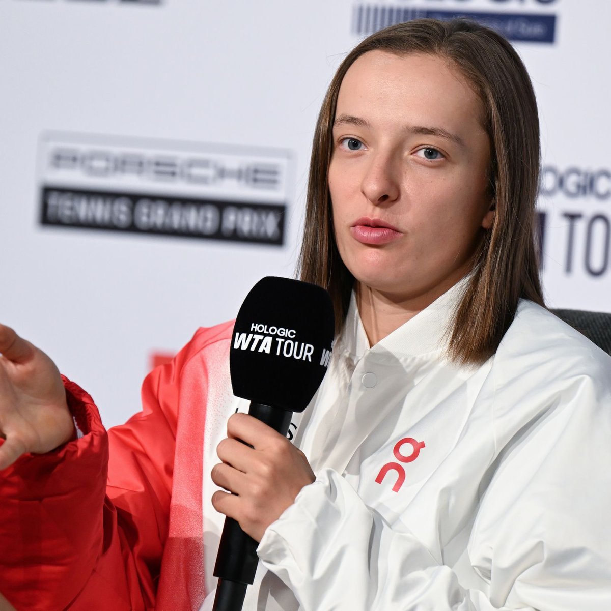 Iga Swiatek tritt als Titel-Mitfavoritin in Stuttgart an. - Foto: Bernd Weißbrod/dpa