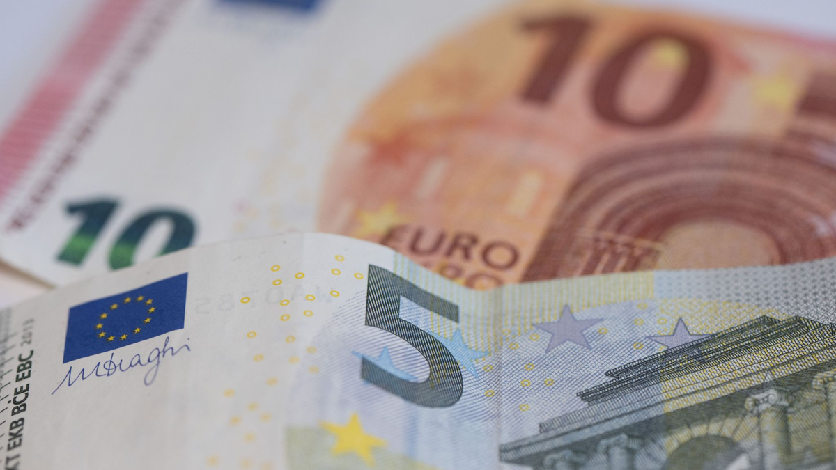 Der Deutsche Gewerkschaftsbund geht von insgesamt sechs Millionen Menschen mit Mindestlohn in Deutschland aus. (Archivbild) - Foto: Sebastian Kahnert/dpa