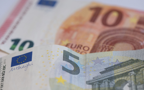 Der Deutsche Gewerkschaftsbund geht von insgesamt sechs Millionen Menschen mit Mindestlohn in Deutschland aus. (Archivbild) - Foto: Sebastian Kahnert/dpa