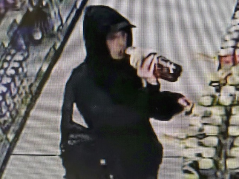 LPI-EF: Öffentlichkeitsfahndung nach gefährlicher Körperverletzung - Foto: presseportal.de