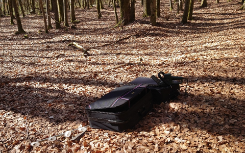 POL-MR: Illegale MĂŒllentsorgung bei Michelbach+Einbruch in Weimarer Fleischerei+Unbekannter entblöĂt sich an der Lahn+Betonmischer verliert Ladung+Unfallfluchten in Marburg und Kirchhain - Foto: presseportal.de POL-MR: Illegale MĂŒllentsorgung bei Michelbach+Einbruch in Weimarer Fleischerei+Unbekannter entblöĂt sich an der Lahn+Betonmischer verliert Ladung+Unfallfluchten in Marburg und Kirchhain - Foto: presseportal.de