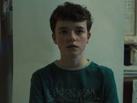 Owen Cooper spielt Jamie Miller in der britischen Netflix-Serie «Adolescence». Die vierteilige Serie ist seit fast vier Wochen (13.3.) auf Netflix verfügbar. - Foto: -/Netflix/dpa