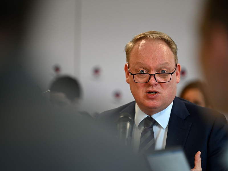 Die EU-Handelskammer sieht mehr Pessimismus unter europäischen Firmen in China. (Archivbild) - Foto: Johannes Neudecker/dpa