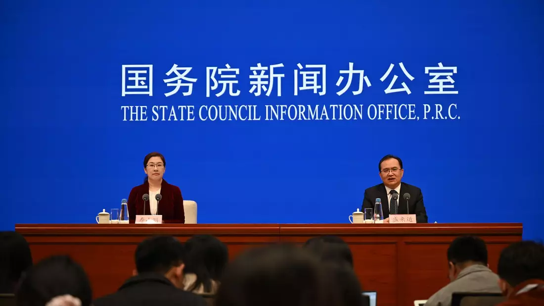 China sieht den Start ins Wirtschaftsjahr als gelungen an.  - Bild: Johannes Neudecker/dpa