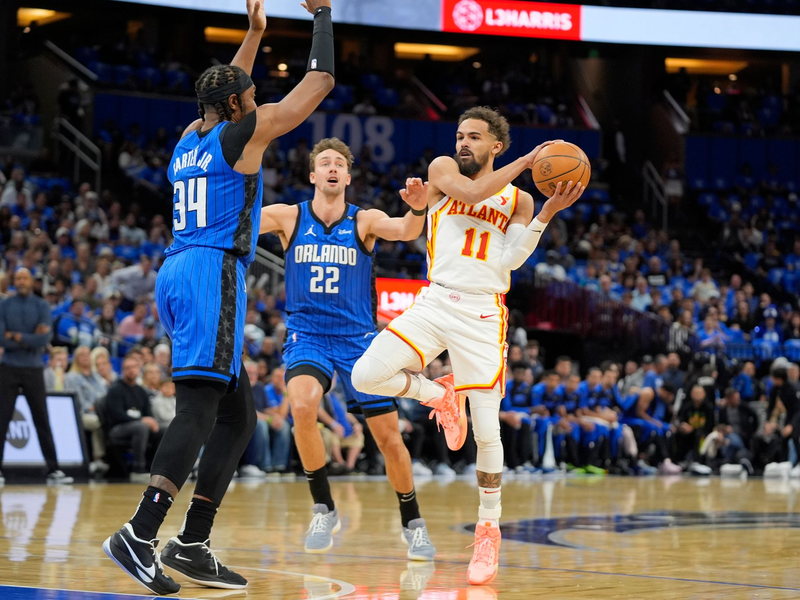 Die Orlando Magic um Franz Wagner (M.) treffen nun auf die Boston Celtics. - Foto: John Raoux/AP/dpa