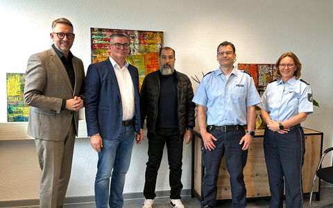 POL-WES: Moers - Landrat Ingo Brohl dankt Helfern - Foto: presseportal.de