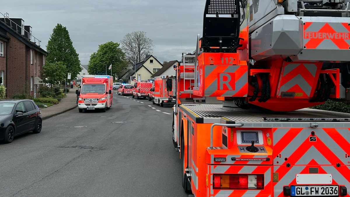FW-GL: Feuerwehr findet verstorbene Person nach Wohnungsbrand im Stadtteil Nußbaum von Bergisch Gladbach - Foto: presseportal.de