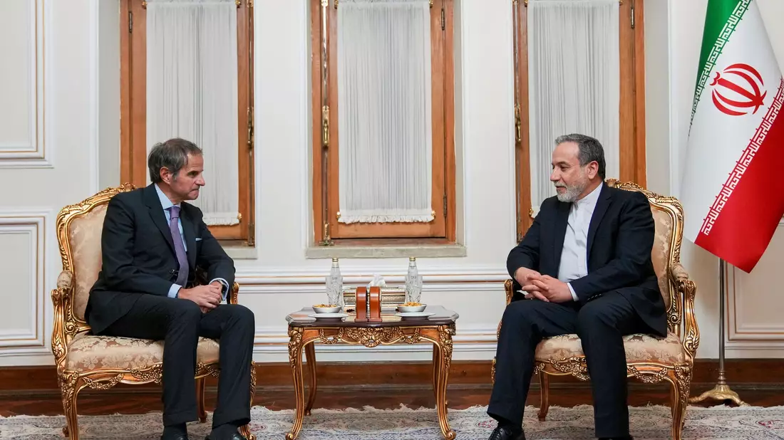 Grossi warnt vor Angriffen auf die Atomanlagen im Iran. - Bild: Uncredited/Iranian Foreign Ministry/AP/dpa