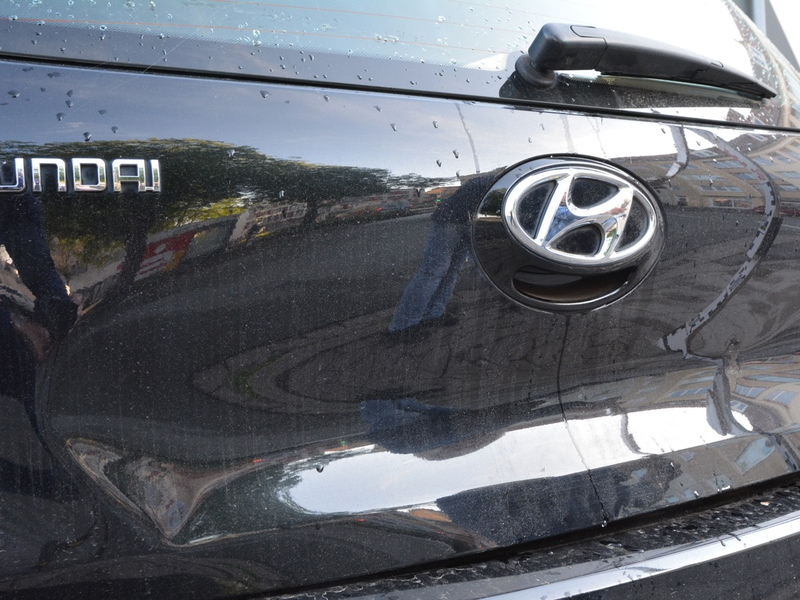 POL-HM: Unfallflucht auf EDEKA-Parkplatz - Zeugen gesucht - Foto: presseportal.de