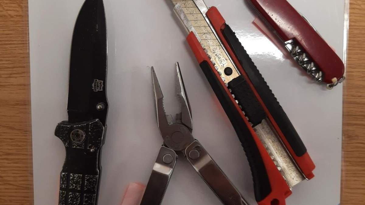 BPOL-HH: Gemeinsame Pressemitteilung der Bundespolizei und der Polizei Hamburg zur Gewaltprävention und zur Kontrolle des Waffenverbots im ÖPNV- - Foto: presseportal.de