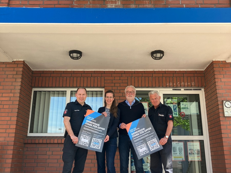 POL-HM: Opferbetreuung wird gestärkt - Kooperation zwischen Weissen Ring und der Stiftung Opferhilfe Niedersachsen in Zusammenarbeit mit der Polizei Holzminden - Foto: presseportal.de