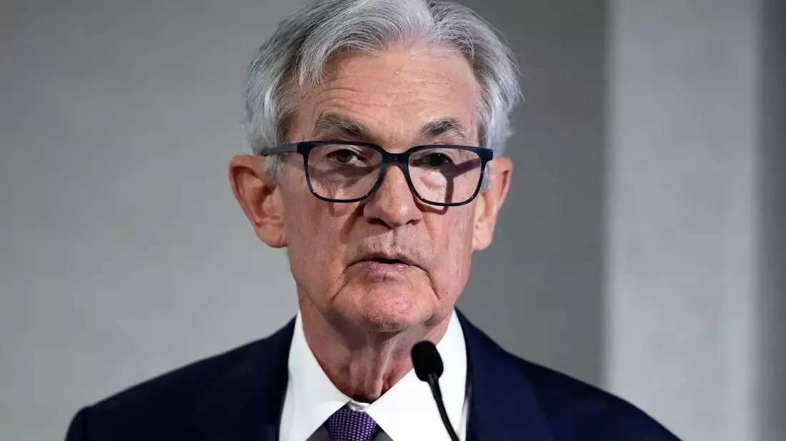 Fed-Chef Powell äußert sich zu den Auswirkungen von Trumps Zollpolitik. (Archivbild) - Bild: Manuel Balce Ceneta/AP/dpa
