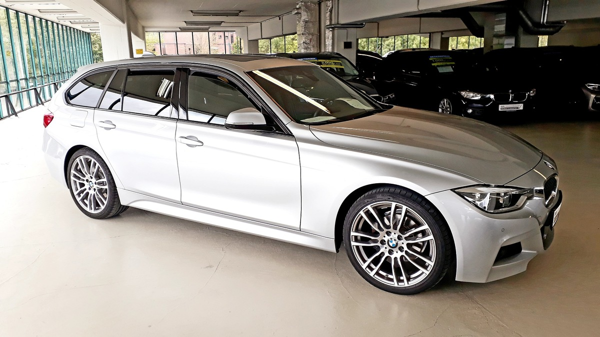 POL-VIE: BMW gestohlen - Polizei sucht nach Hinweisen - Foto: presseportal.de