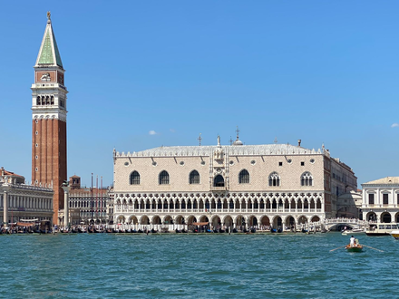 Venedig verlangt von Tagestouristen jetzt zehn Euro Eintritt. (Archivbild) - Foto: Stefan Weißenborn/dpa-tmn