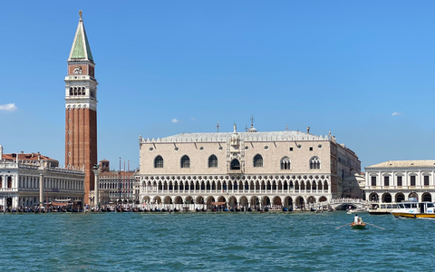 Venedig verlangt von Tagestouristen jetzt zehn Euro Eintritt. (Archivbild) - Foto: Stefan Weißenborn/dpa-tmn