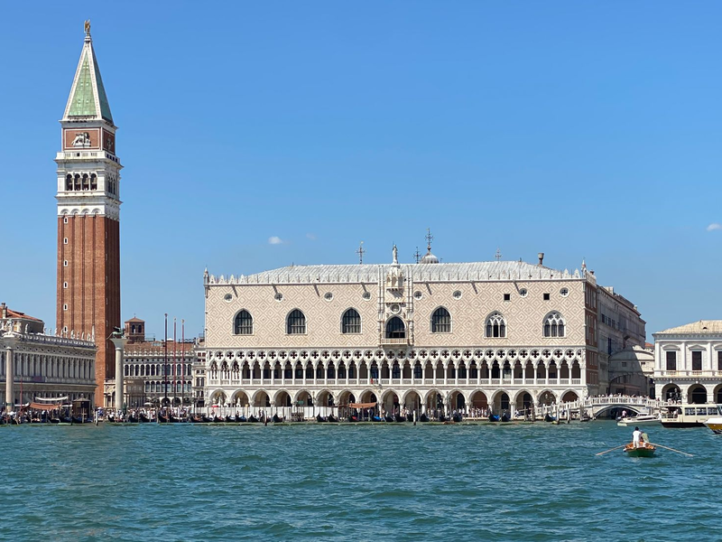 Venedig verlangt von Tagestouristen jetzt zehn Euro Eintritt. (Archivbild) - Foto: Stefan Weißenborn/dpa-tmn