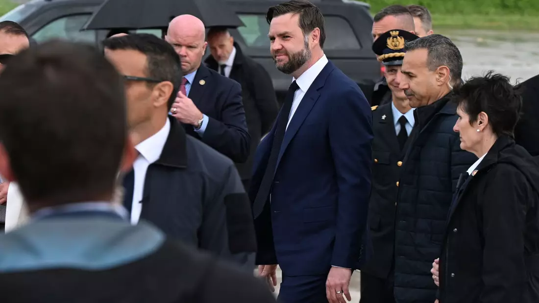 US-Vizepräsident JD Vance wurde als Erwachsener Katholik.  - Bild: Kenny Holston/Pool The New York Times/AP/dpa