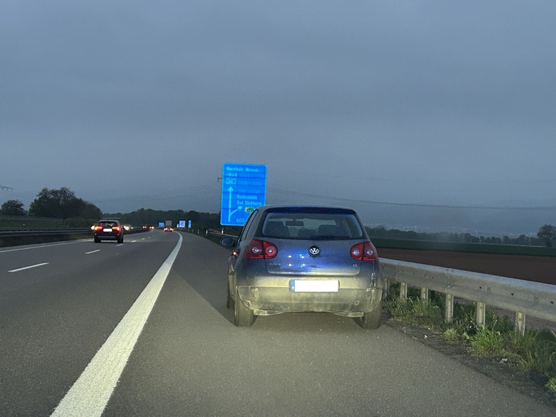 POL-PDLD: Wegen leerem Tank auf Autobahn liegengeblieben - Foto: presseportal.de