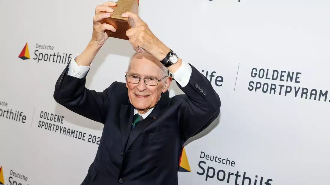 Ein Leben für den Sport: Hans Wilhelm Gäb. - Bild: Gerald Matzka/dpa