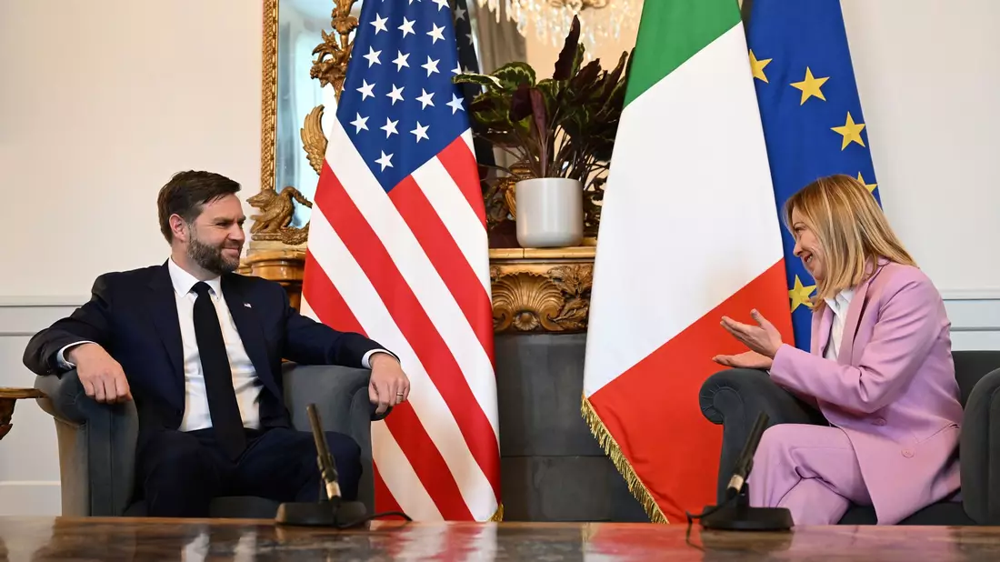 US-Vize JD Vance beim Treffen mit Italiens MInisterpräsidentin Giorgia Meloni. - Bild: Kenny Holston/Pool/ The New York Times/AP/dpa