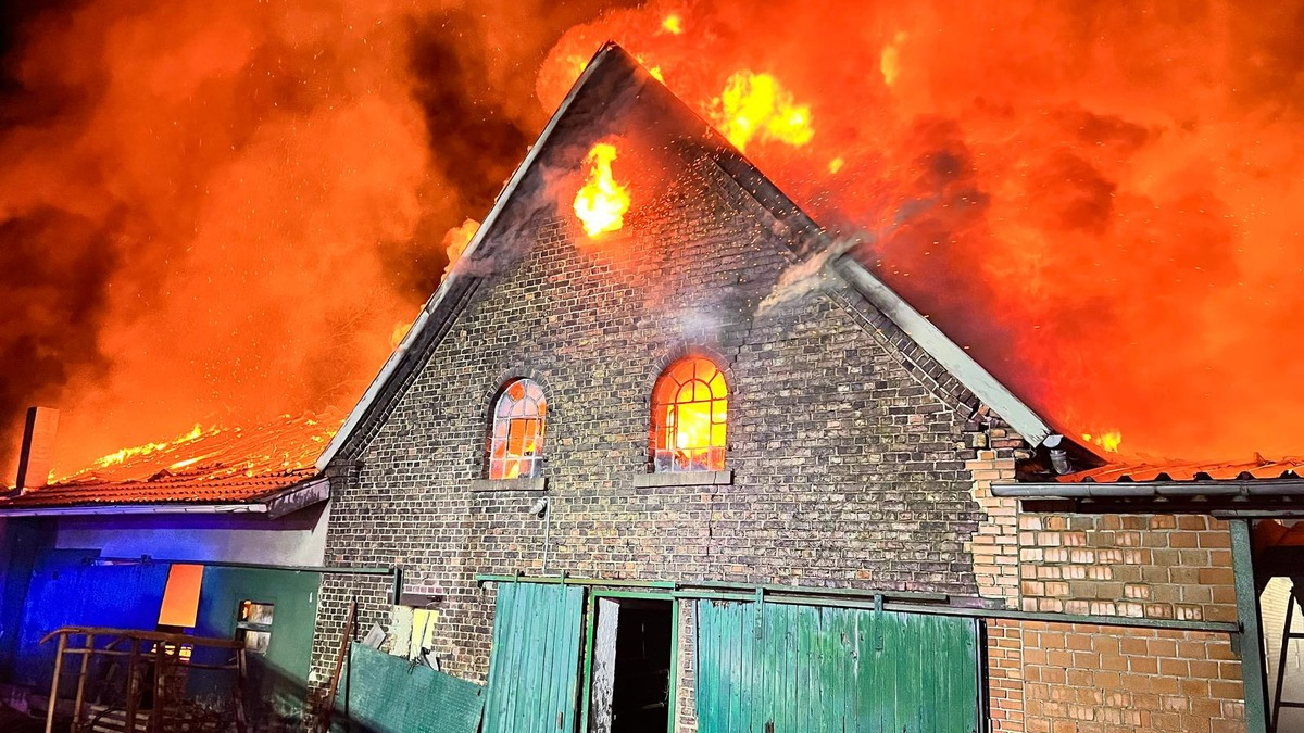 FW-WRN: Scheunenbrand in Werne-Schmintrup - Foto: presseportal.de