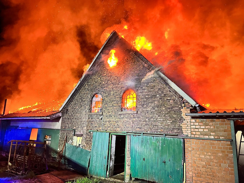 FW-WRN: Scheunenbrand in Werne-Schmintrup - Foto: presseportal.de