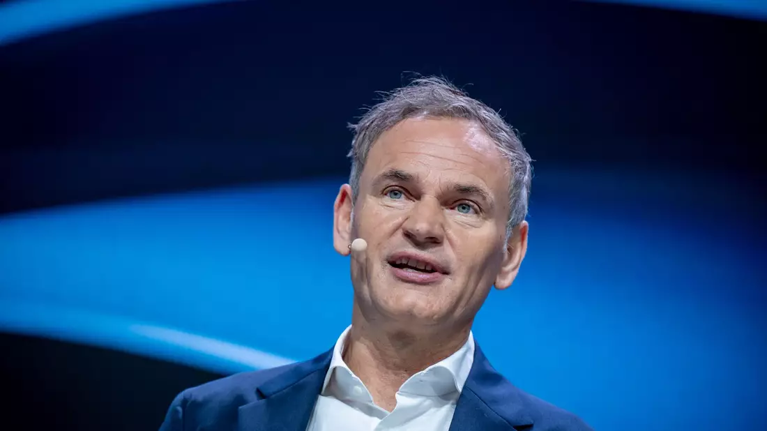 Nordamerika sei für den VW-Konzern eine der wichtigsten Wachstumsregionen, sagt Vorstandsvorsitzender Oliver Blume. (Archivbild) - Bild: Michael Kappeler/dpa
