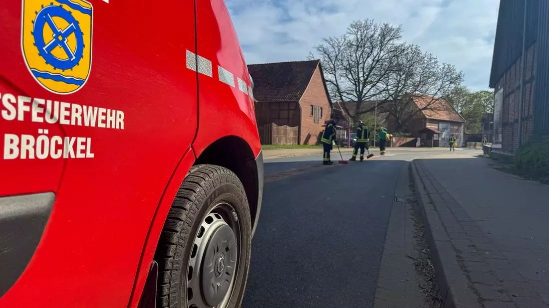 FW-EN: Verkehrsunfall und Brand im Gebäude - Feuerwehr Hattingen zweimal im Einsatz - Bild: presseportal.de