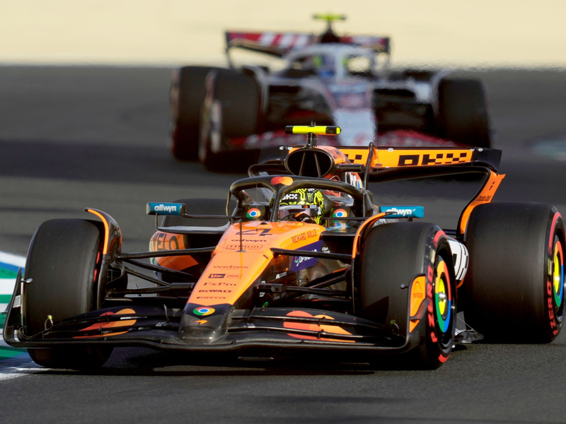 Bestzeit für den WM-Führenden vor der Qualifikation.  - Foto: Altaf Qadri/AP/dpa