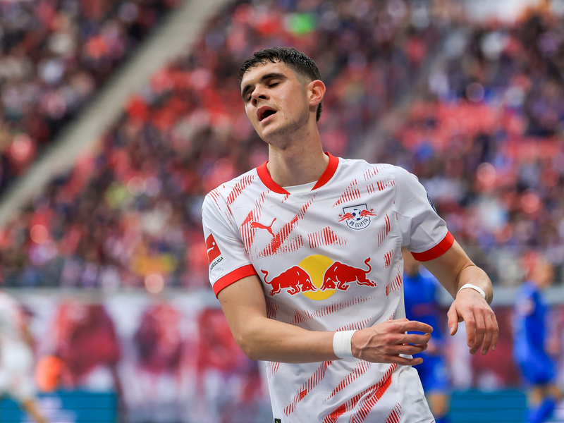 Spielmacher Xavi Simons fehlte Leipzig nach fünf gelben Karten. - Foto: Jan Woitas/dpa