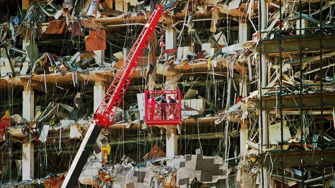 Die Zerstörung bei dem Anschlag war riesig. (Archivbild) - Bild: J PAT CARTER/AP/dpa