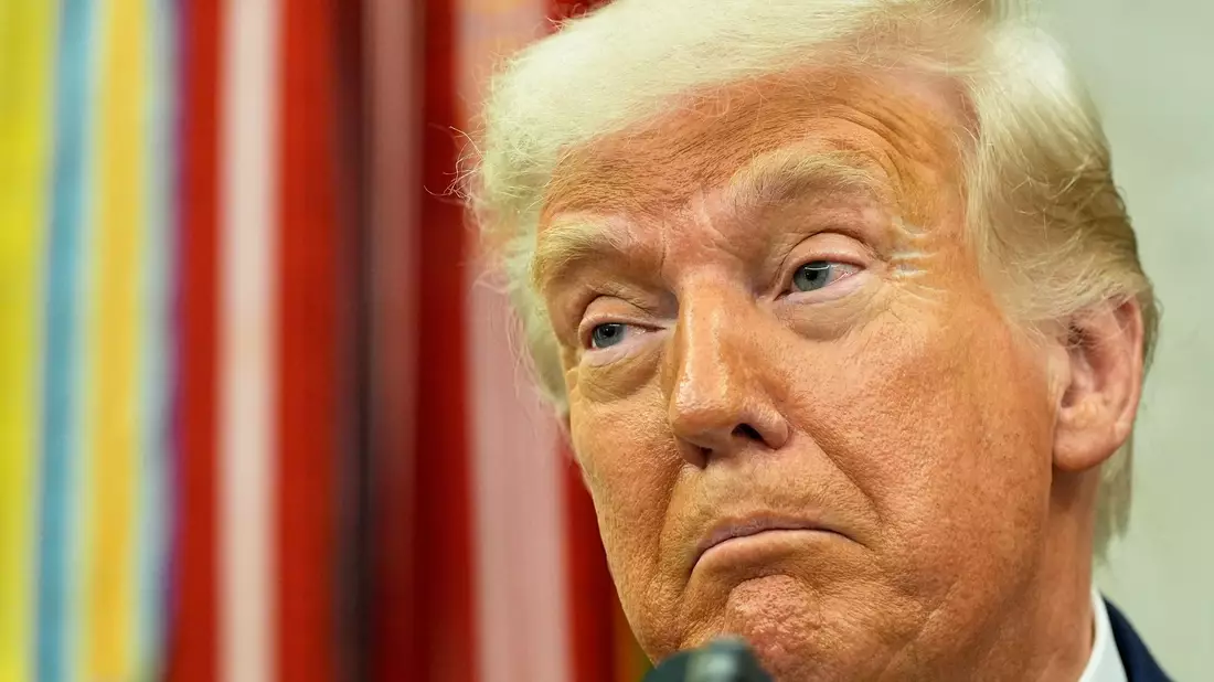 Trump will Bewegung in den Friedensbemühungen sehen. (Archivbild) - Bild: Alex Brandon/AP/dpa