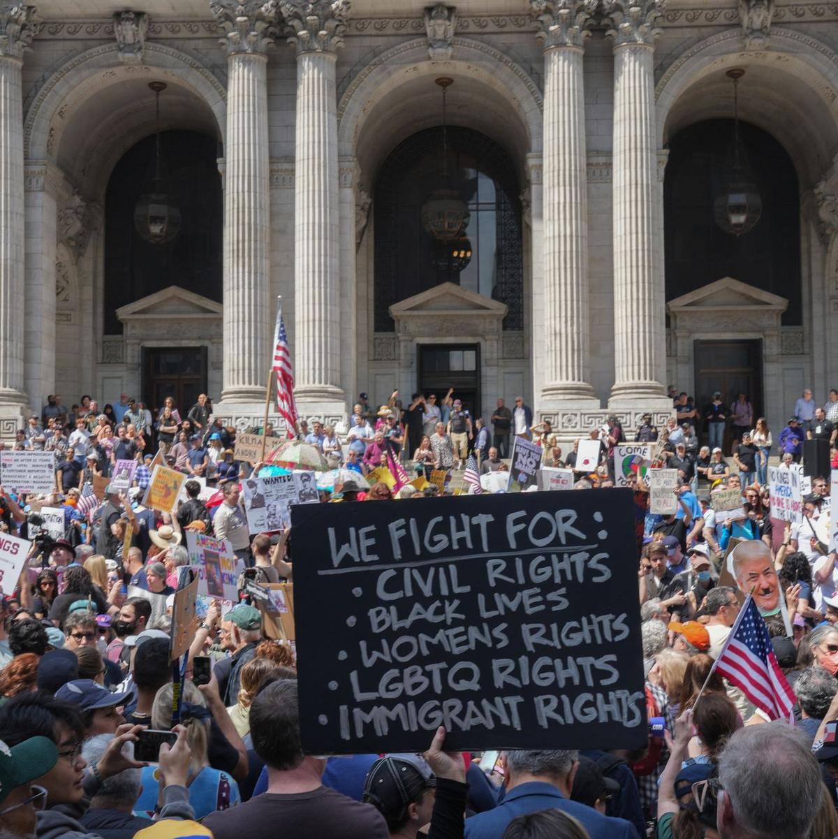 Demo gegen Trump in New York - Foto: Bryan Smith/ZUMA Press Wire/dpa