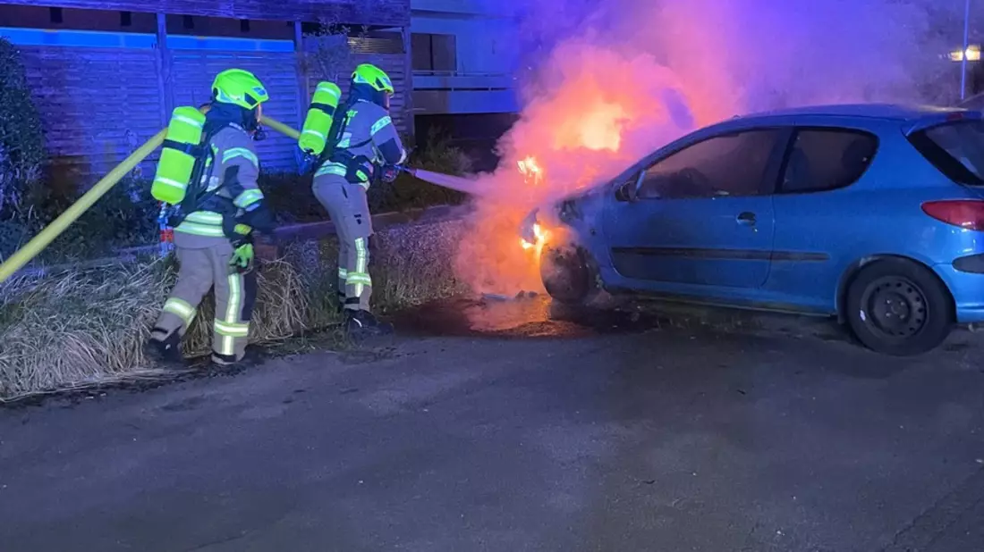 FW-DT: PKW-Brand - Bild: presseportal.de